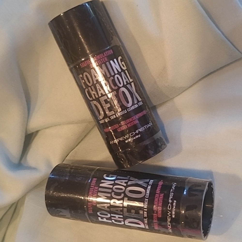 ANDREW CHRISTIAN Foaming charcoal Detox daily face, skin+muscle cleansing stick